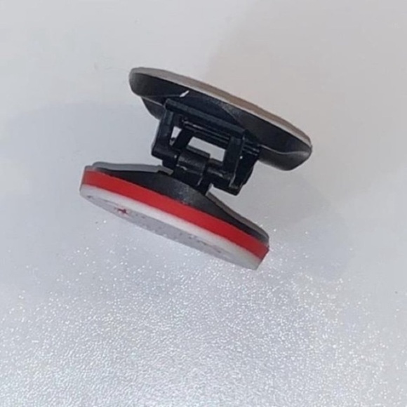 STARBUCKS sockets fits every size of cellphone - Picture 4 of 6